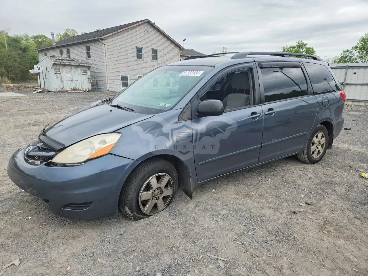 Toyota Sienna 3.5L 6 2010