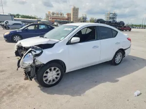 Nissan Versa 1.6L 4 2018