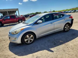 Hyundai Elantra 1.8L 4 2012