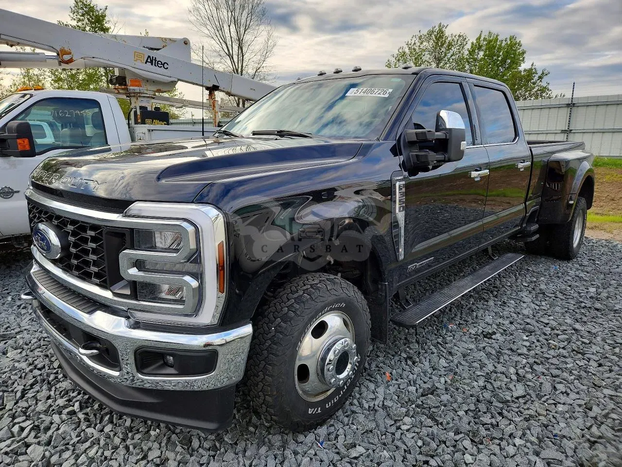 Ford F-350 6.7L 8 2024