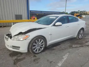 Jaguar XF 5.0L 8 2011