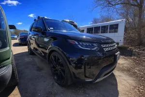 Land Rover Discovery 3.0L 6 2018