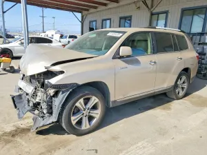 Toyota Highlander 3.5L 6 2013