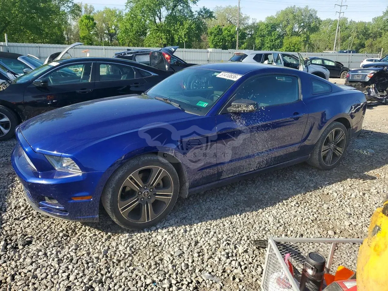 Ford Mustang 3.7L 6 2013