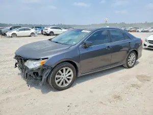 Toyota Camry 2.5L 4 2012