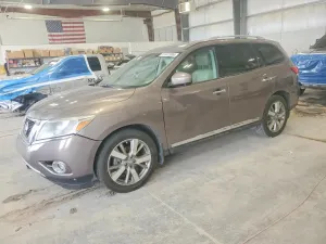 Nissan Pathfinder 3.5L 6 2014