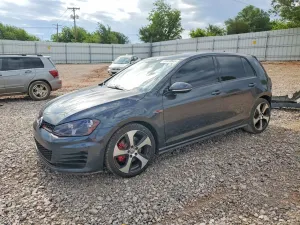 Volkswagen Golf 2L 4 2017