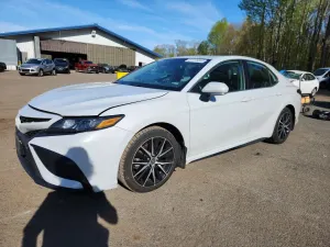 Toyota Camry 2.5L 4 2023