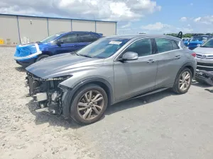 Infiniti QX30 2.0L 4 2018