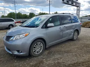 Toyota Sienna 3.5L 6 2013