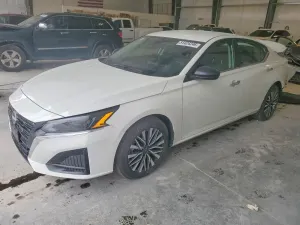Nissan Altima 2.5L 4 2025