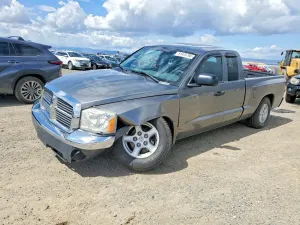 Dodge Dakota 4.7L 8 2005