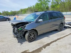 Toyota Sienna 3.3L 6 2005