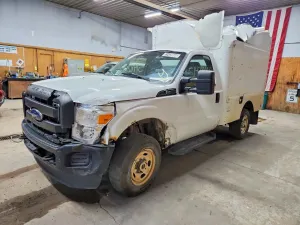 Ford F-250 6.2L 8 2016