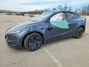 Tesla Model Y 2026