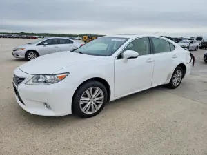 Lexus ES 3.5L 6 2015