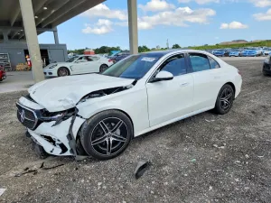 Mercedes-Benz E 2.0L 4 2025