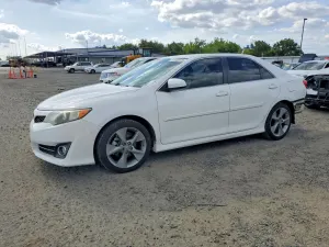Toyota Camry 2.5L 4 2014