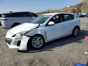 Mazda 3 2.0L 4 2012