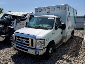 Ford Econoline 6.8L 10 2019