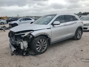 Infiniti QX50 ESSENTIAL 2.0L 4 2019