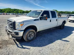 Ford F-250 6.2L 8 2015