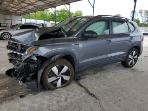 Volkswagen Taos 1.5L 4 2023