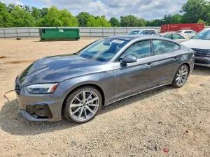 Audi A5 2.0L 4 2025