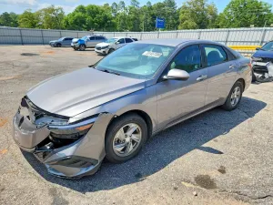 Hyundai Elantra 2.0L 4 2024
