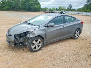 Hyundai Elantra 1.8L 4 2013