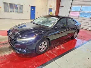 Hyundai Elantra 2.0L 4 2023