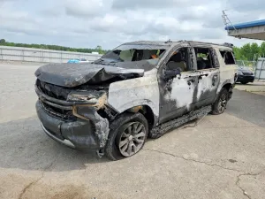 Chevrolet Suburban 5.3L 8 2021