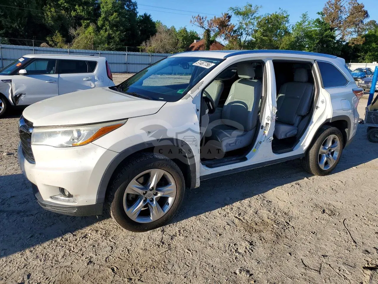 Toyota Highlander 3.5L 6 2015