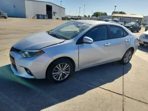 Toyota Corolla 1.8L 4 2015
