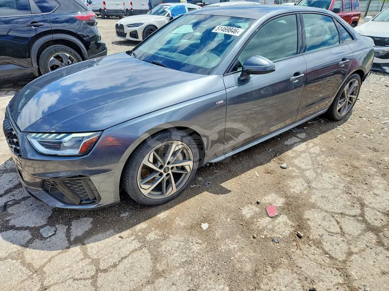 Audi A4 2.0L 4 2021