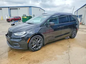 Chrysler Pacifica 3.6L 6 2025
