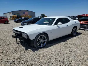 Dodge Challenger 5.7L 8 2021
