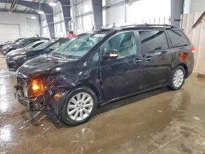 Toyota Sienna 3.5L 6 2013