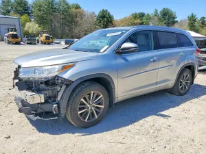 Toyota Highlander 3.5L 6 2018