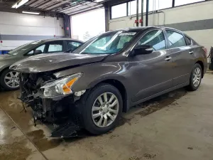 Nissan Altima 2.5L 4 2015