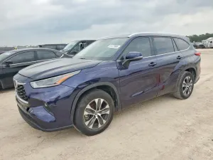 Toyota Highlander 3.5L 6 2021