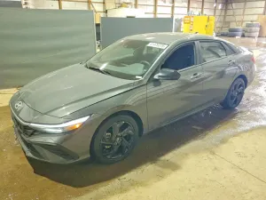 Hyundai Elantra 2.0L 4 2026