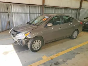Nissan Versa 1.6L 4 2015