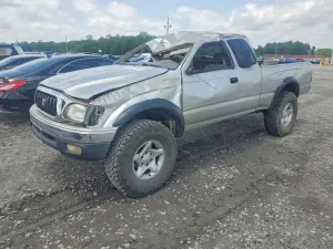 Toyota Tacoma 2.7L 4 2003