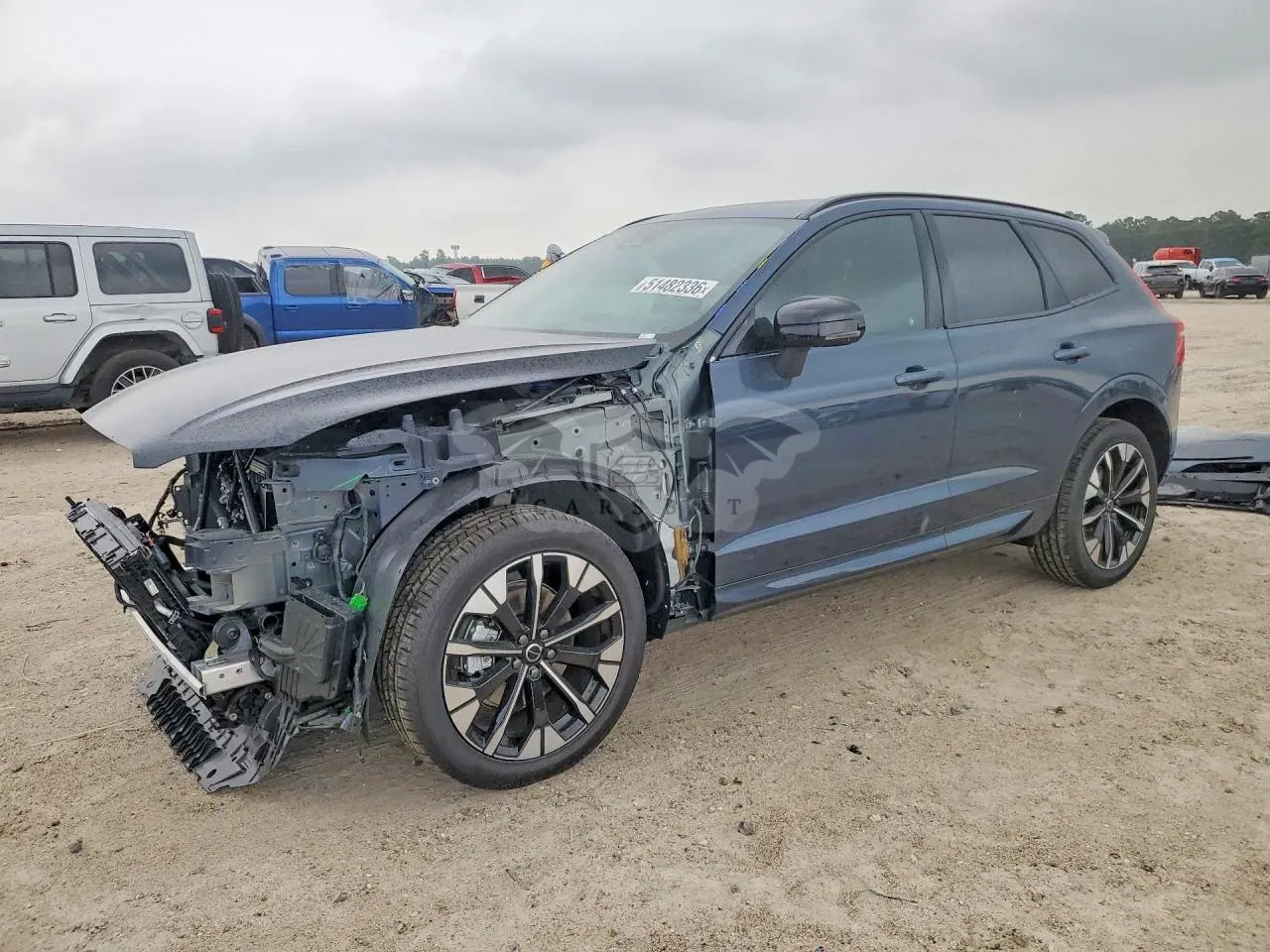 Volvo XC60 2.0L 4 2026