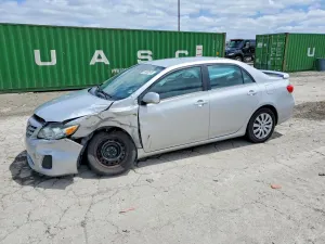 Toyota Corolla 1.8L 4 2013