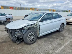Volkswagen Jetta 1.4L 4 2019