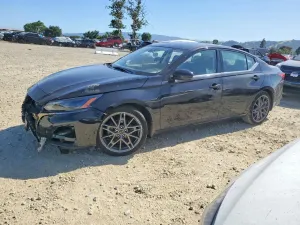 Nissan Altima 2.0L 4 2023