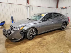 Nissan Altima 2.5L 4 2019