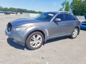 Infiniti FX 3.7L 6 2013